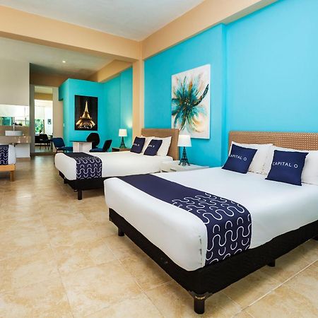 Capital O Cancun International Airport 24 7 Екстер'єр фото