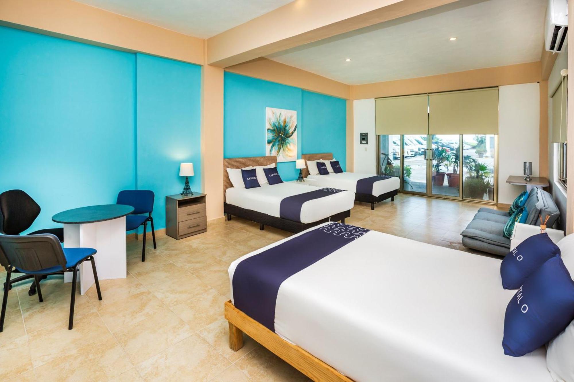 Capital O Cancun International Airport 24 7 Екстер'єр фото
